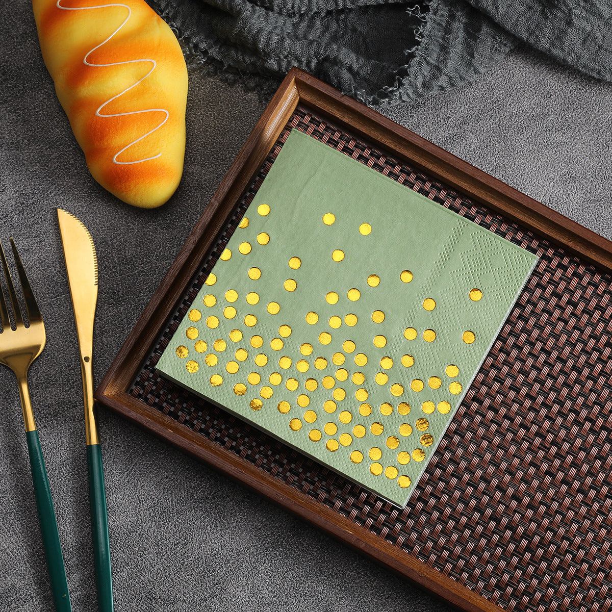 Pet Supplies - Amazon Hot Sale Disposable Party Paper Square Gold Dot
